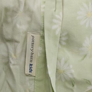 Pottery Barn Kids Green Duvet Cover with White Daisies